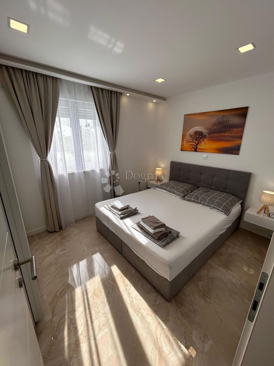 Hiša Jadranovo, Crikvenica, 250m2