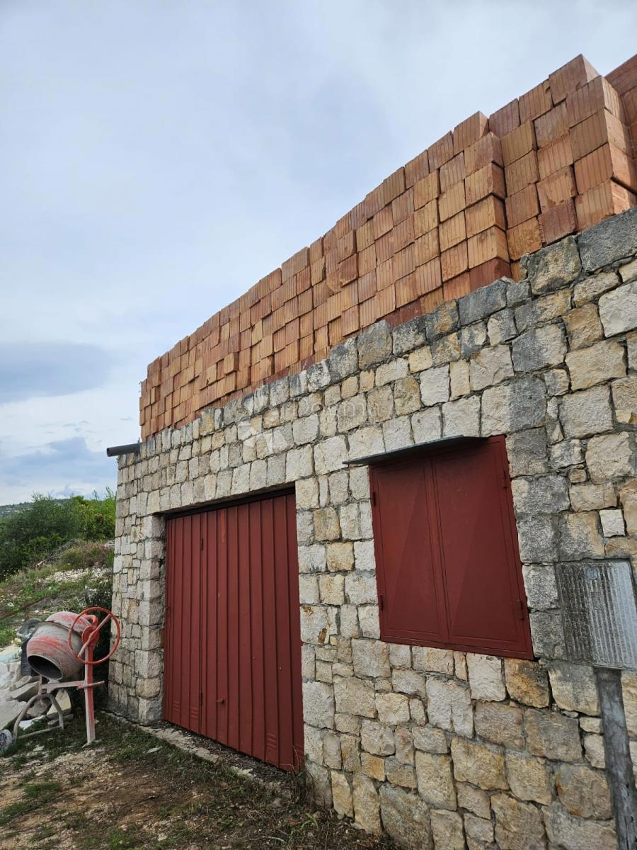 Zazidljivo zemljišče Bobovišća, Milna, 4.356m2