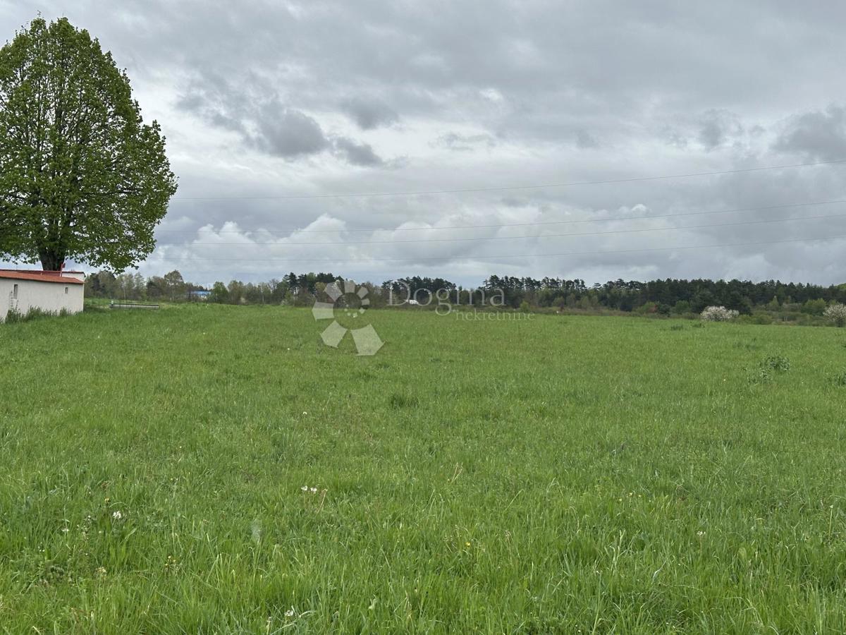 Zazidljivo zemljišče Centar, Gospić, 2.043m2