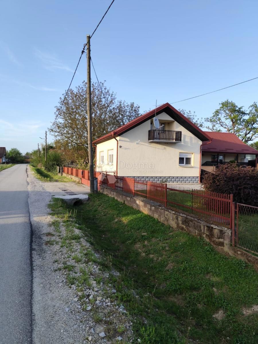 Hiša Majur, Farkaševac, 364m2