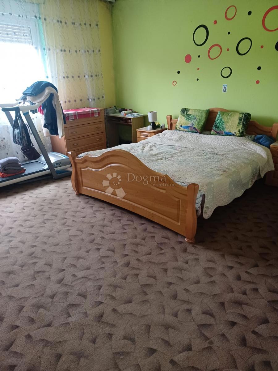 Hiša Majur, Farkaševac, 364m2