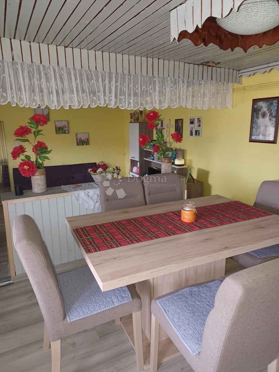Hiša Majur, Farkaševac, 364m2