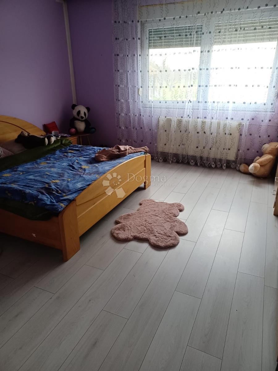 Hiša Majur, Farkaševac, 364m2