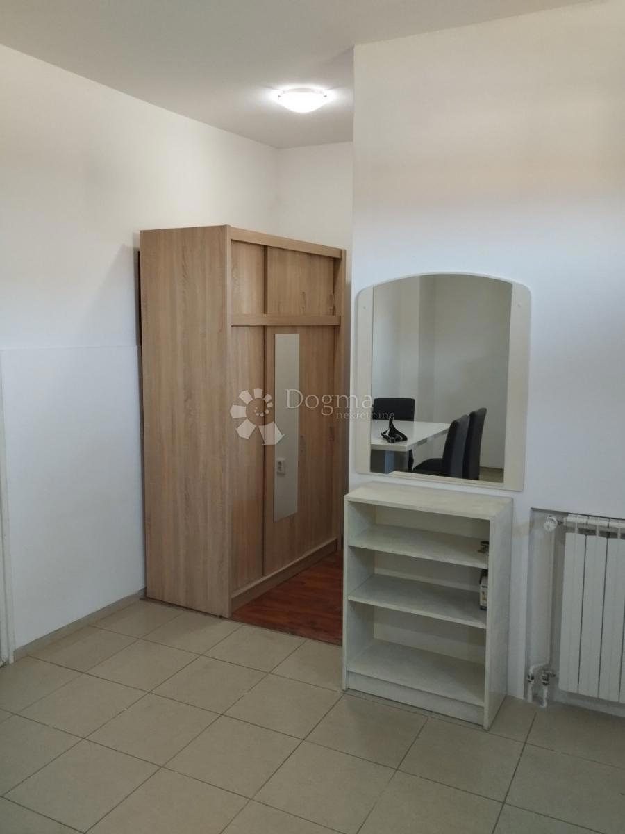 Hiša Centar, Bjelovar, 68m2