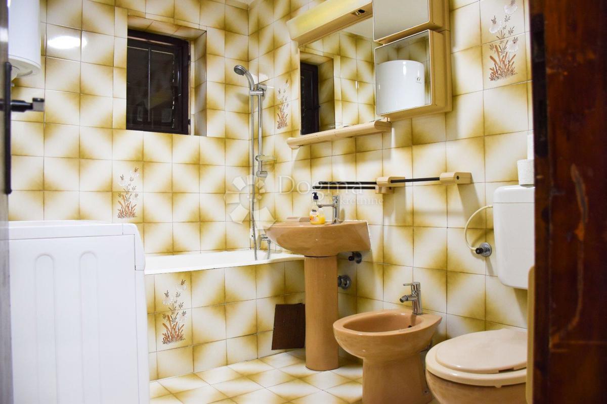 2 apartmaja 34 m2 + 60 m2, 600 m od morja
