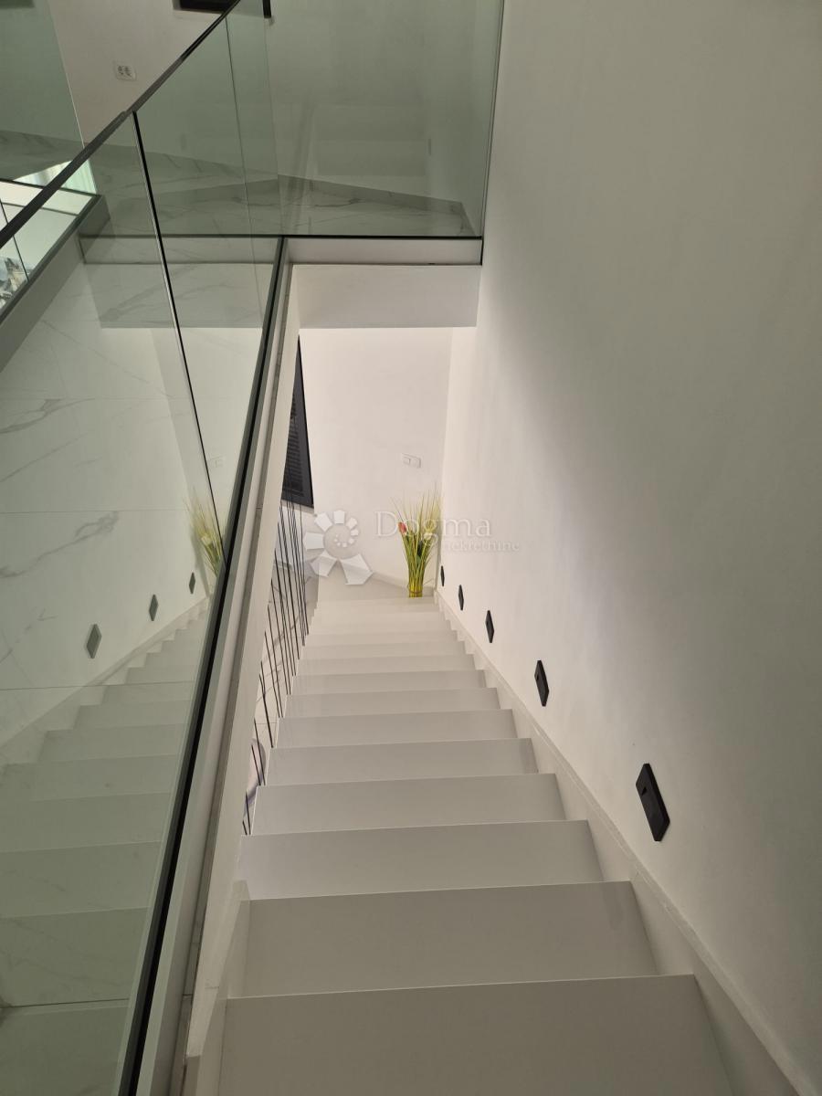 Hiša Privlaka, 150m2