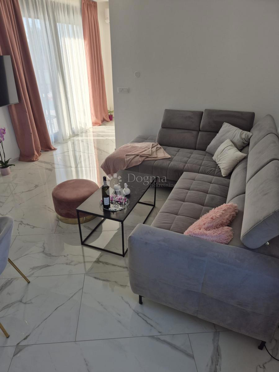 Hiša Privlaka, 150m2