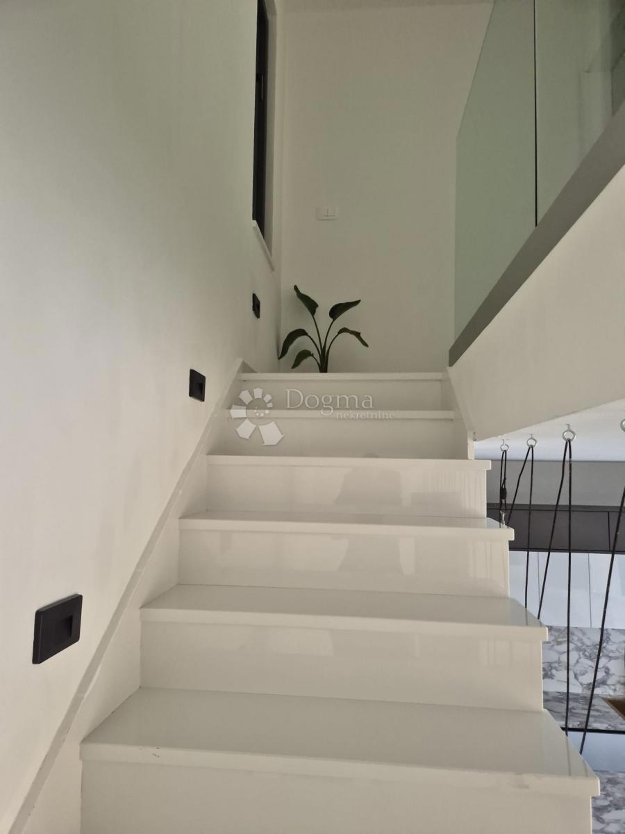 Hiša Privlaka, 150m2