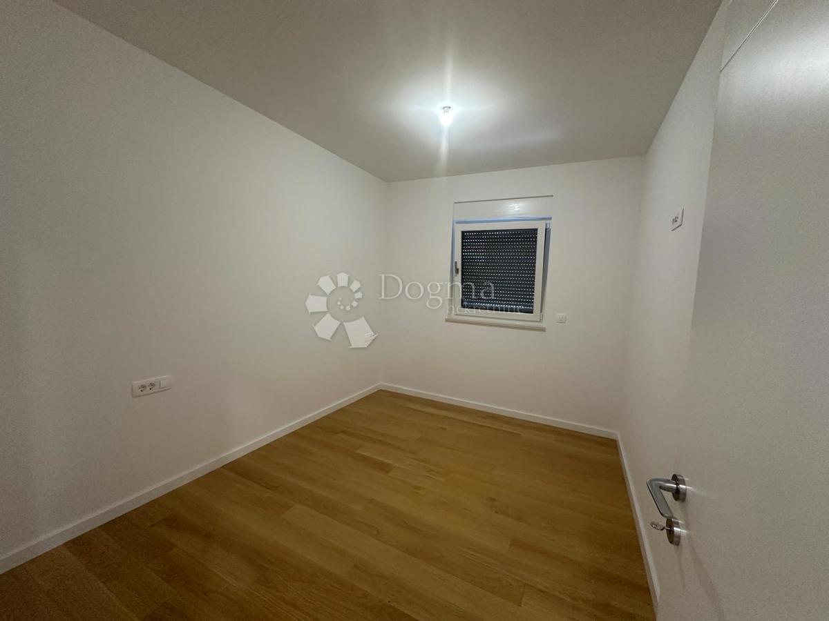 Apartma Novalja, 74,40m2