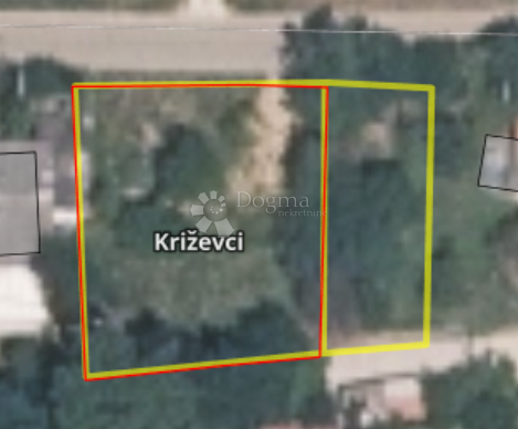 Zazidljivo zemljišče Križevci, 704m2