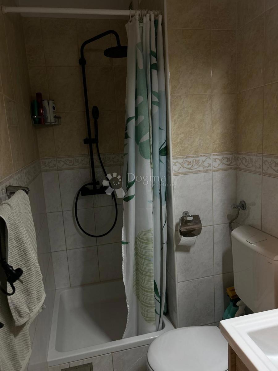 Stanovanje 46,98 m2 z garažnim parkirnim mestom - Brda, Split