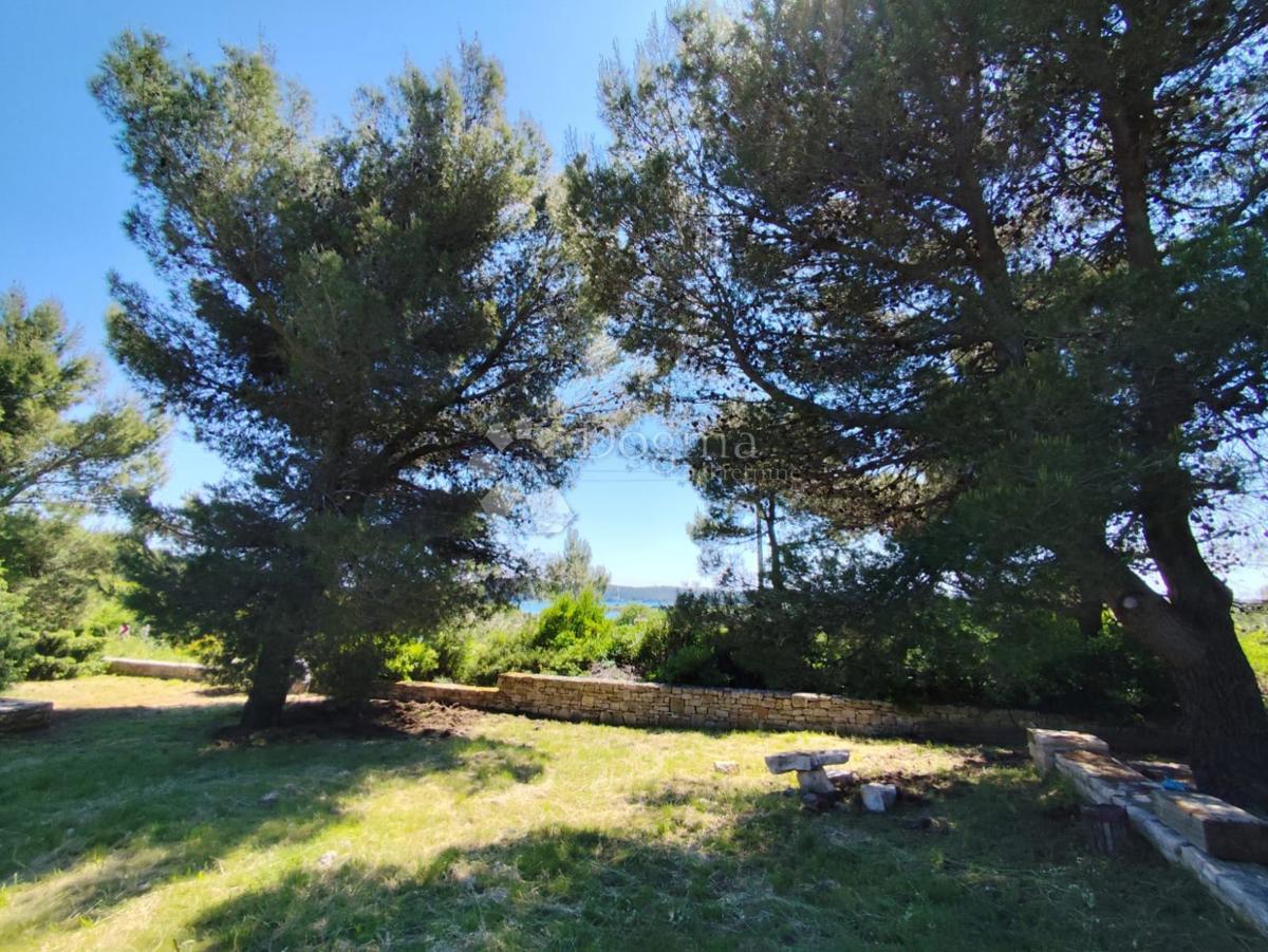 Kmetijsko zemljišče Pomer, Medulin, 1.480m2