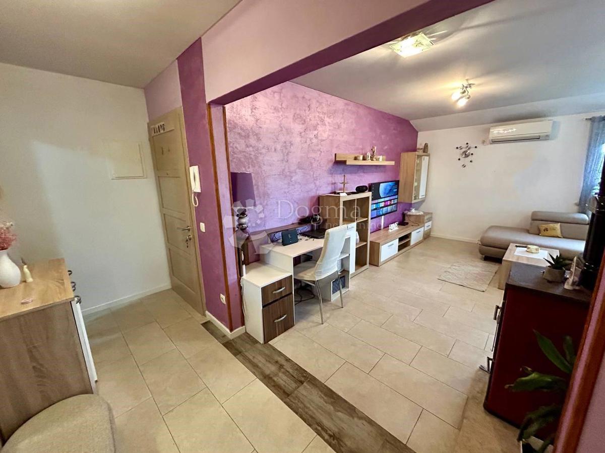 Stanovanje Novigrad, 64,80m2