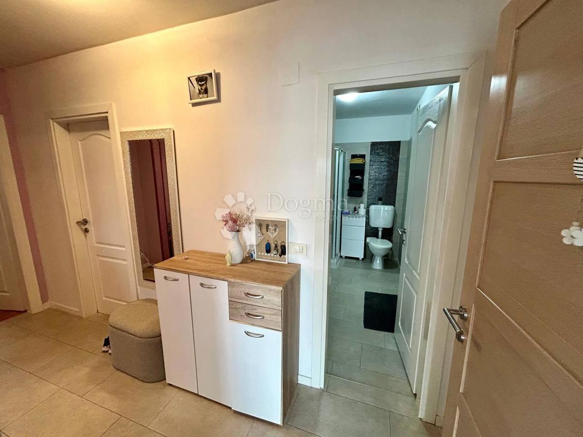 Stanovanje Novigrad, 64,80m2