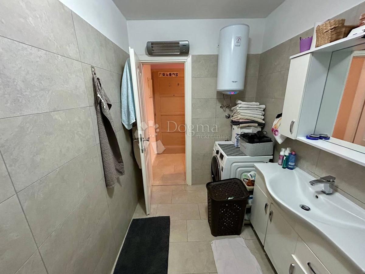 Stanovanje Novigrad, 64,80m2