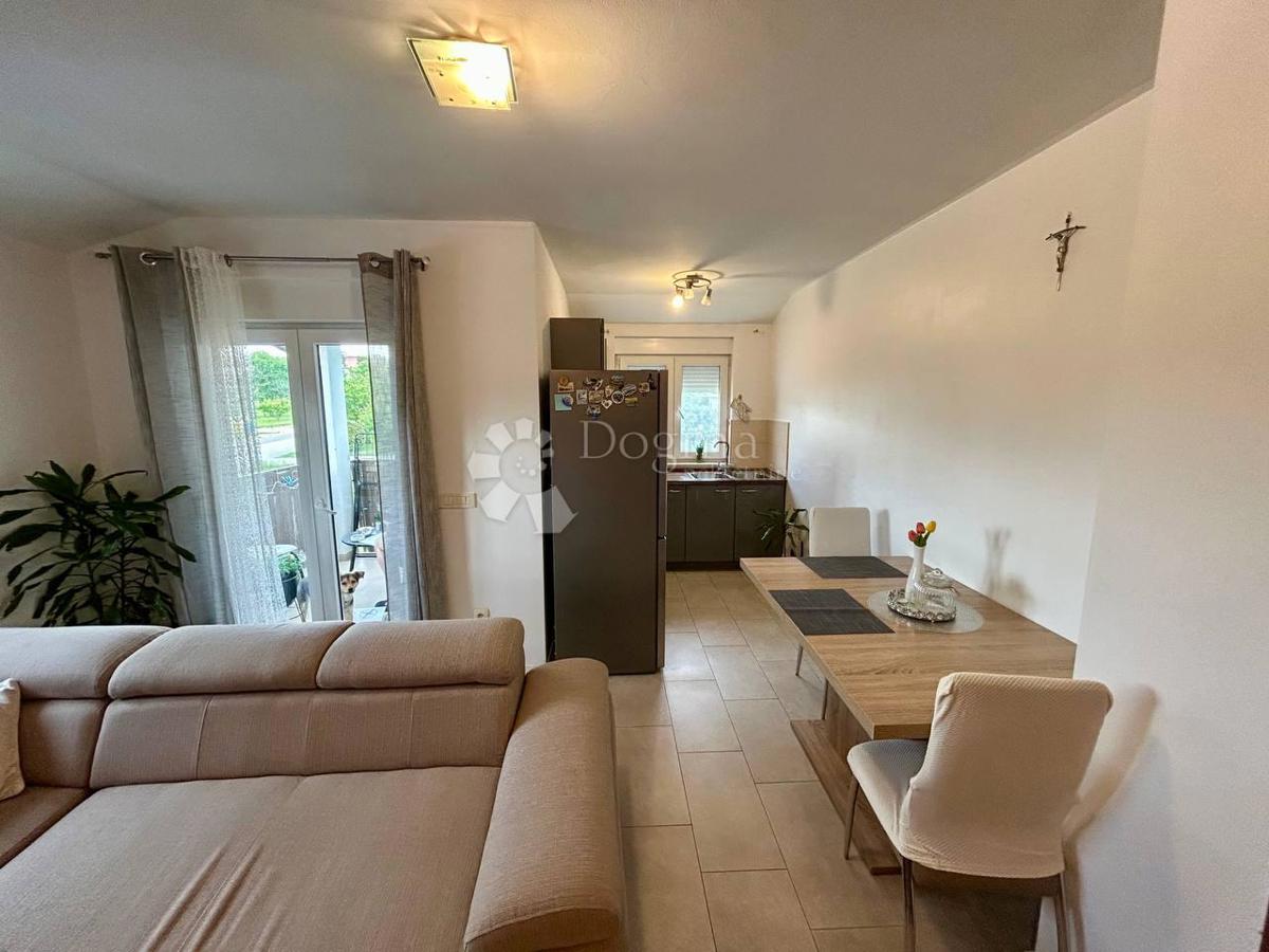 Stanovanje Novigrad, 64,80m2