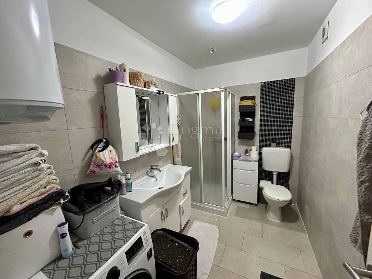 Stanovanje Novigrad, 64,80m2
