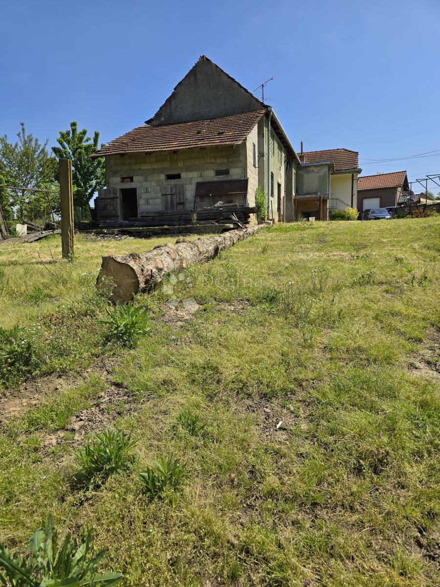 Zazidljivo zemljišče Križanec, Sveti Ilija, 1.305m2