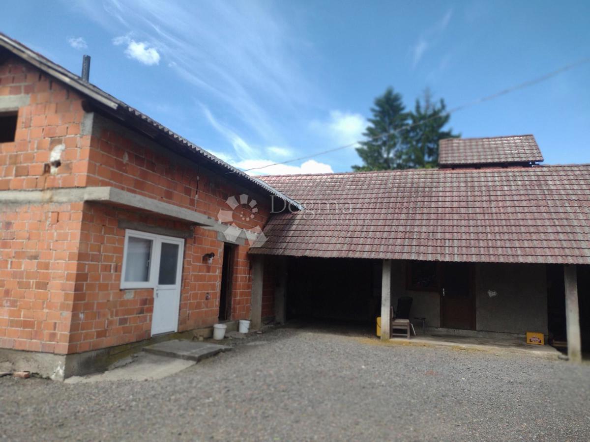Hiša Šatornja, Glina, 130m2