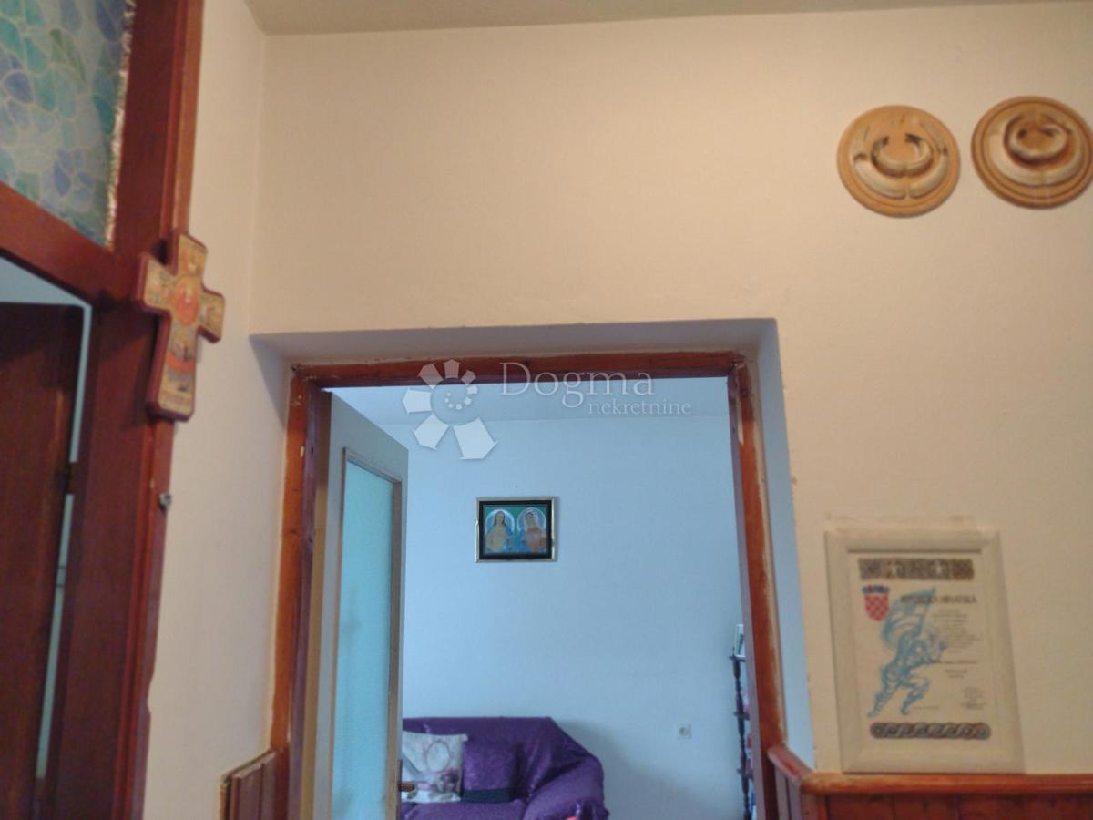 Hiša Šatornja, Glina, 130m2