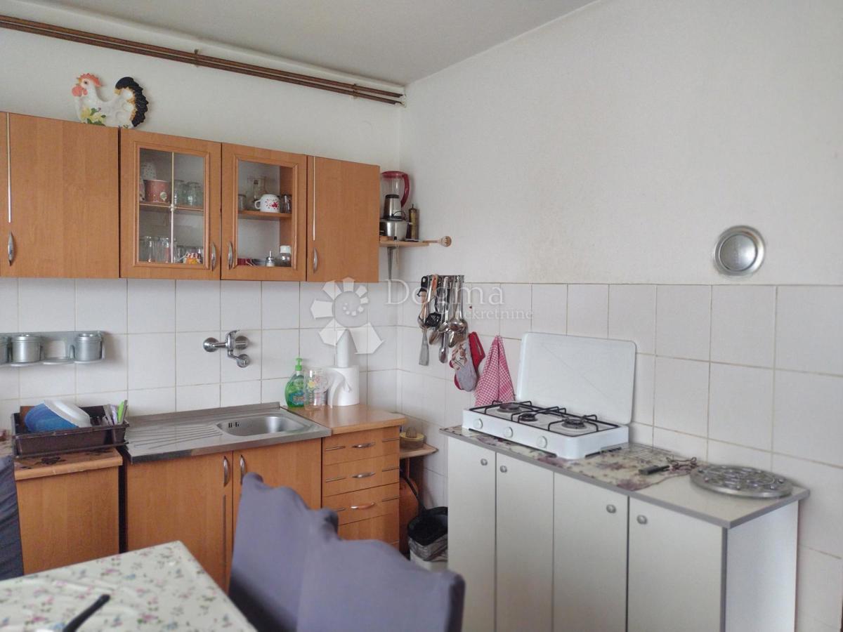 Hiša Šatornja, Glina, 130m2