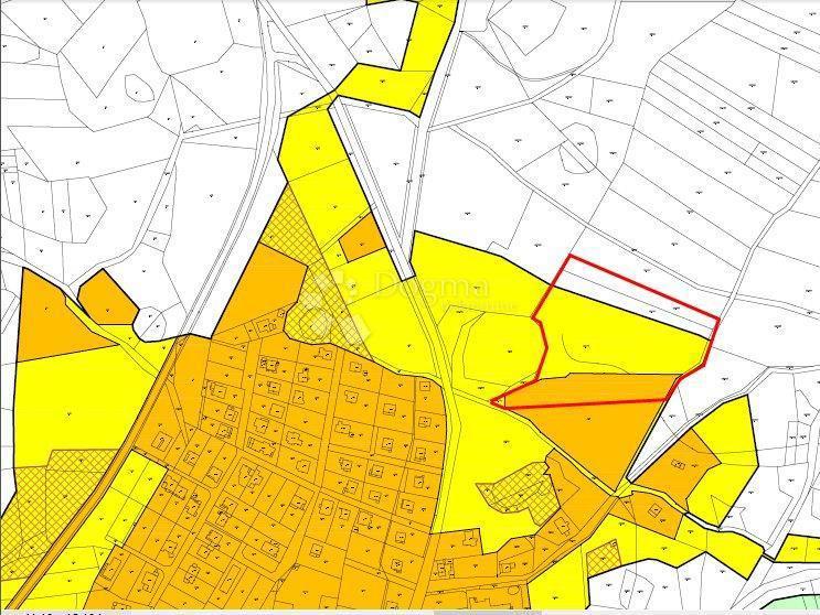 20.000 m2 POSESTVA Z VELIKO GRADBENIŠKO PARCELCO