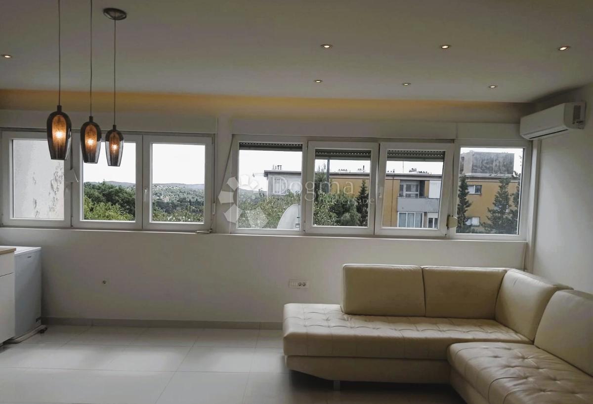 Stanovanje Baldekin, Šibenik, 62m2