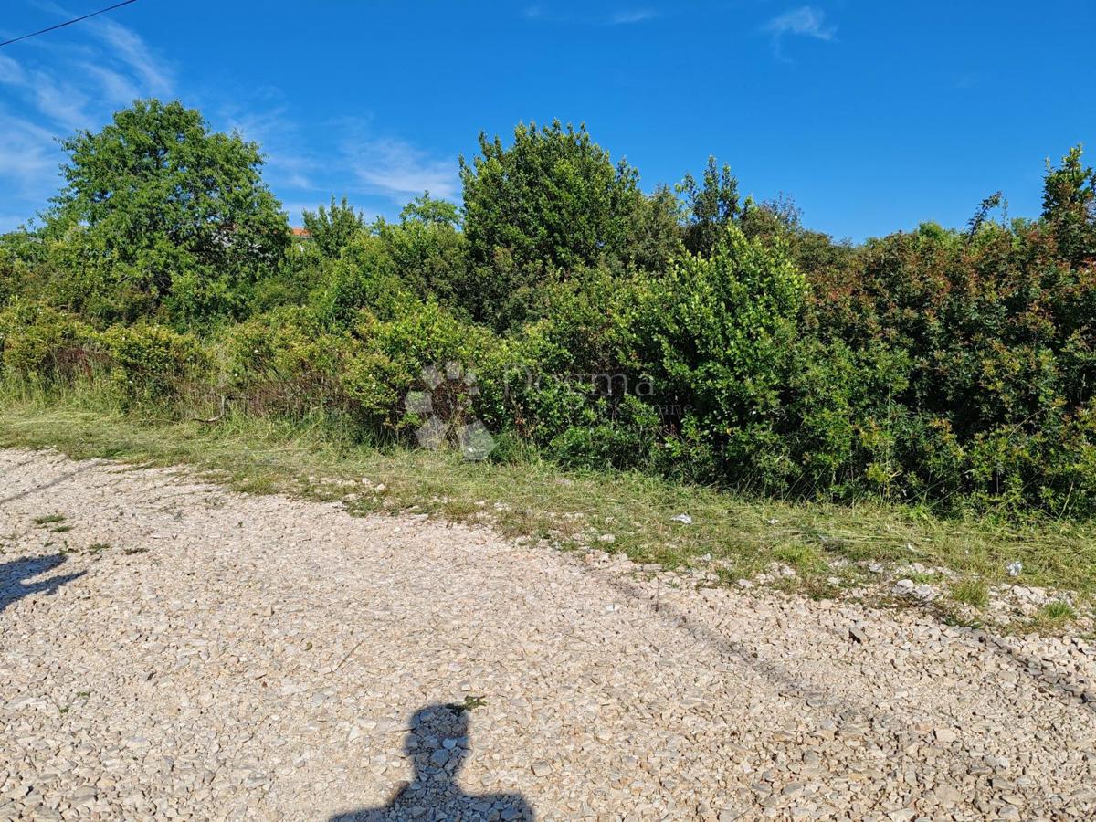 Zazidljivo zemljišče Debeljak, Sukošan, 660m2