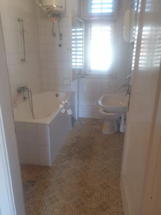 Stanovanje Firule, Split, 65m2