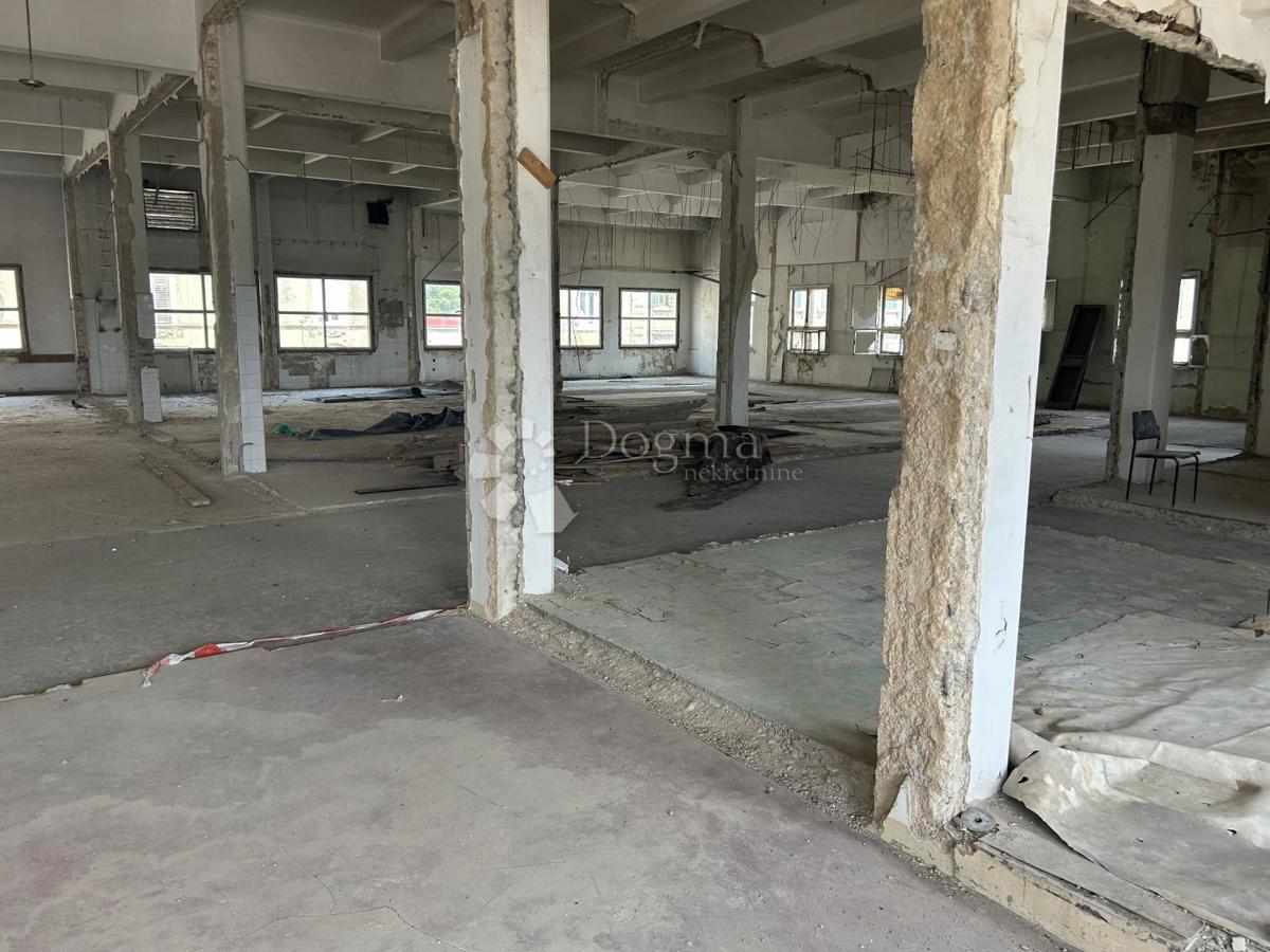Poslovni prostor Mlaka, Rijeka, 800m2
