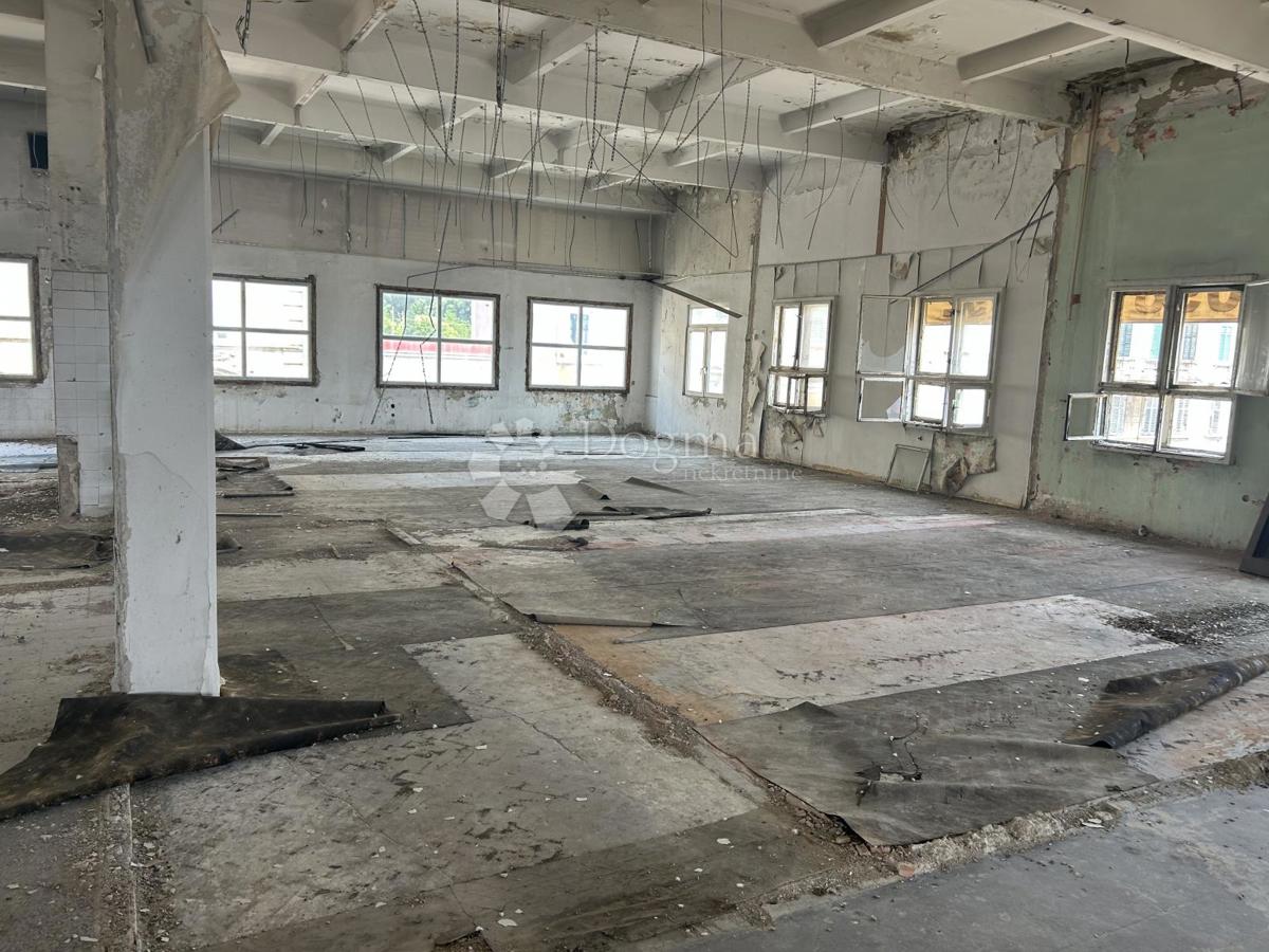 Poslovni prostor Mlaka, Rijeka, 800m2