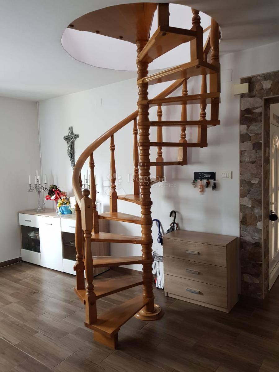 Hiša Bukovje Križevačko, Križevci, 238,20m2
