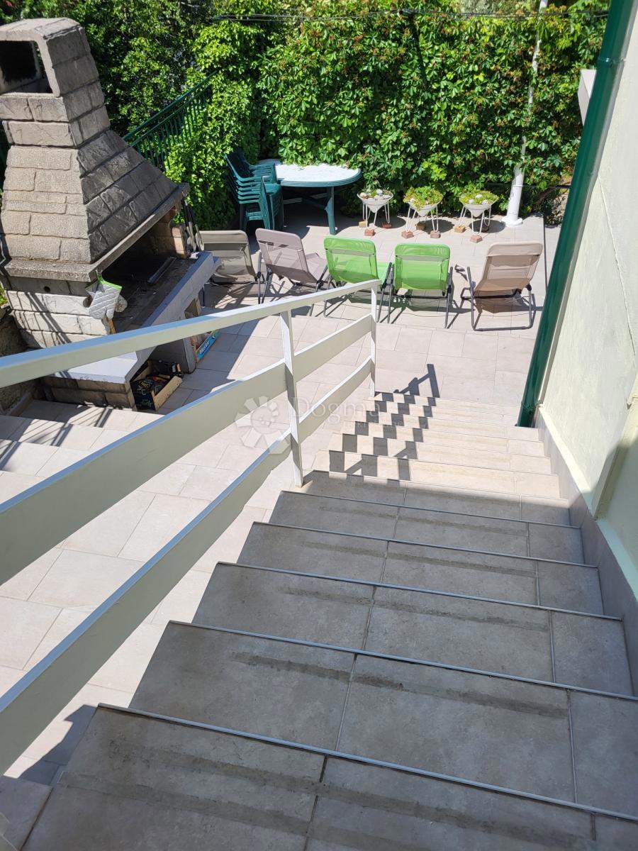 Hiša Klenovica, Novi Vinodolski, 150m2