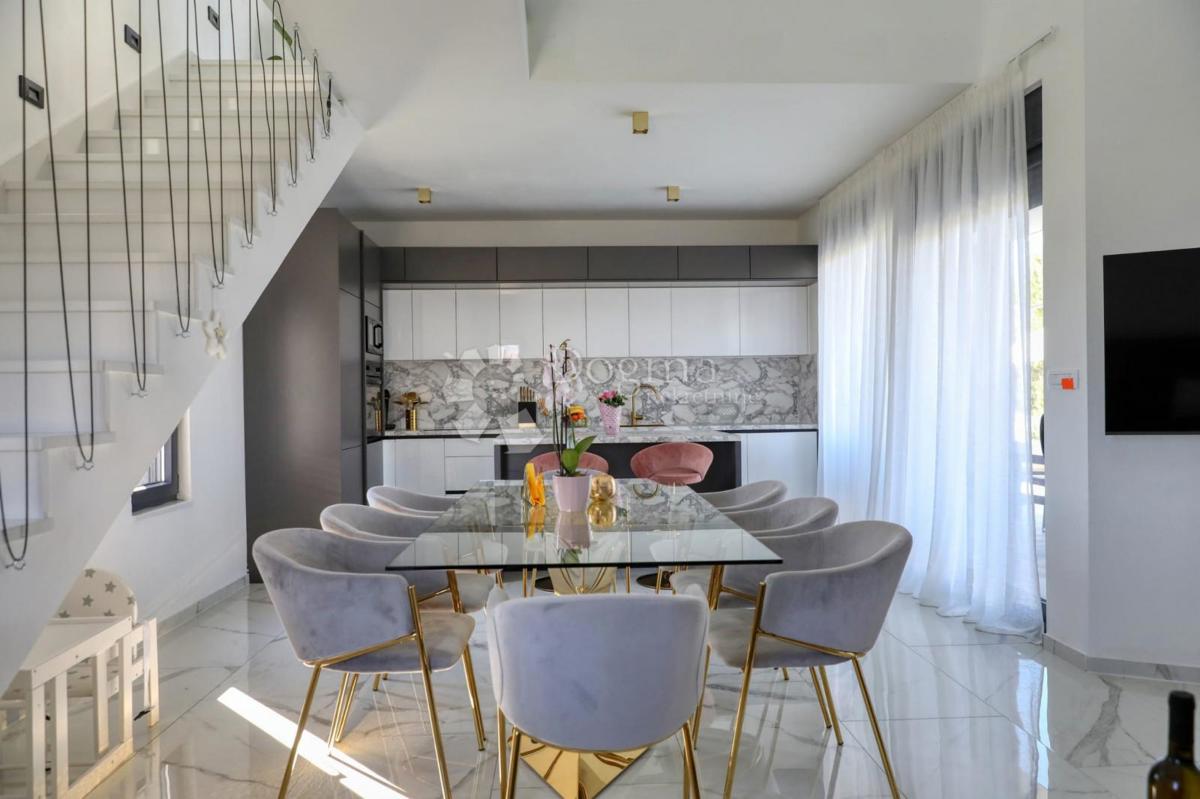 Hiša Privlaka, 156m2
