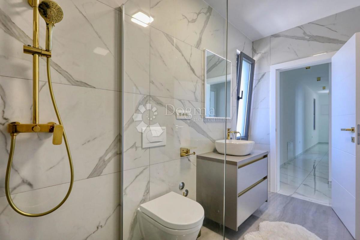 Hiša Privlaka, 156m2