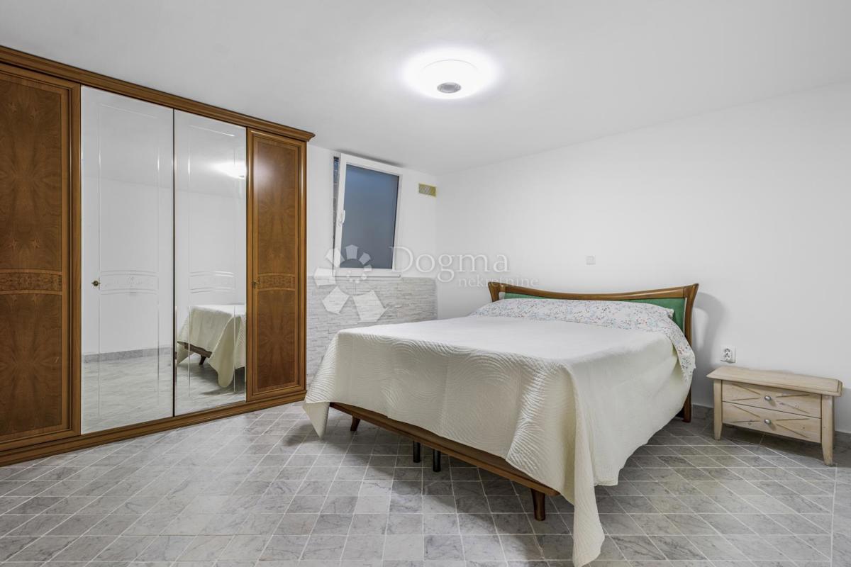 Hiša Pomer, Medulin, 460m2