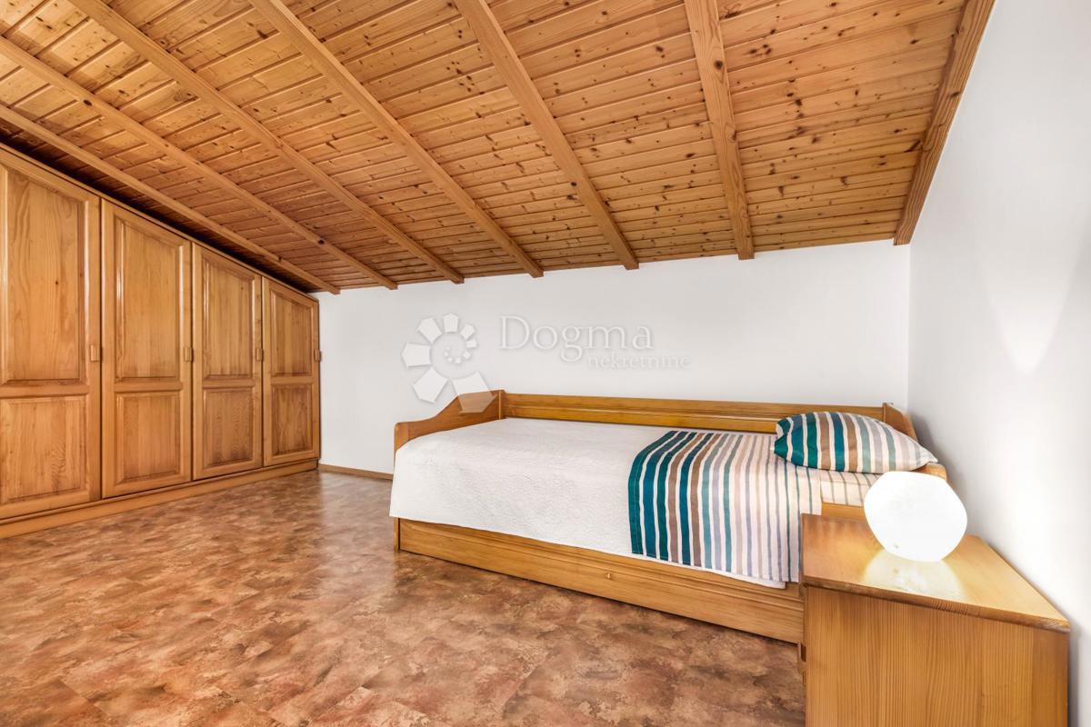 Hiša Pomer, Medulin, 460m2