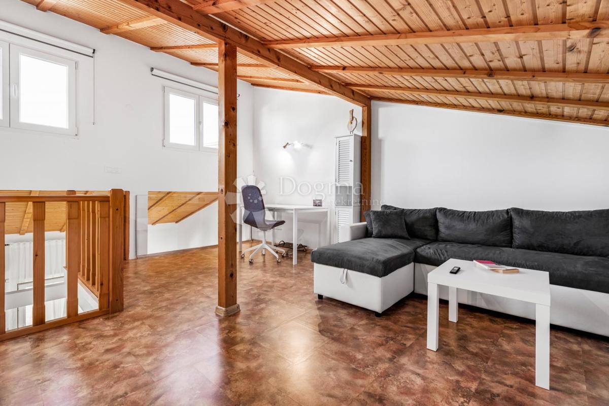 Hiša Pomer, Medulin, 460m2
