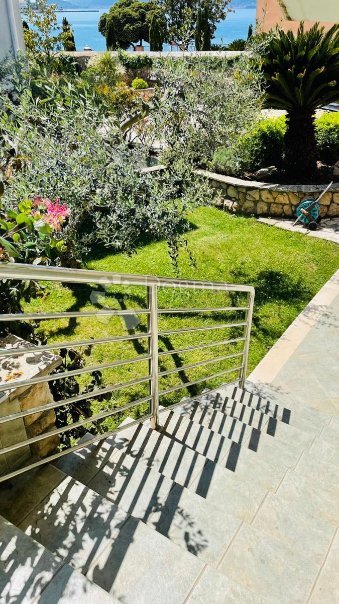 Hiša Brodarica, Zadar, 560m2