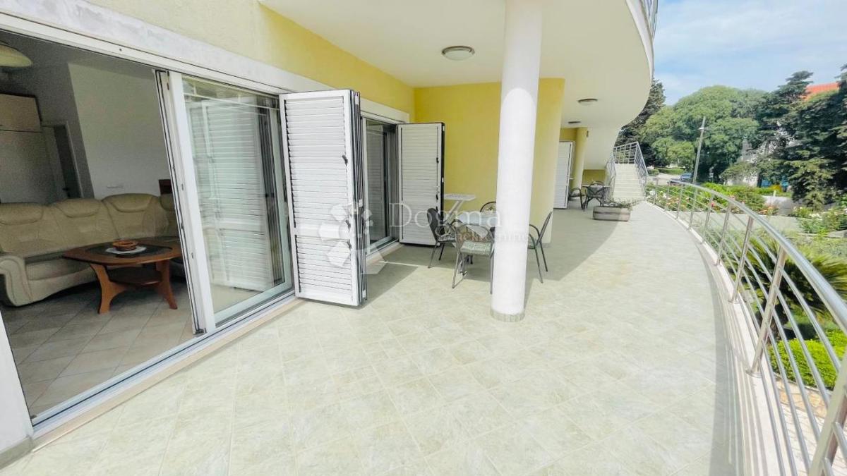 Hiša Brodarica, Zadar, 560m2