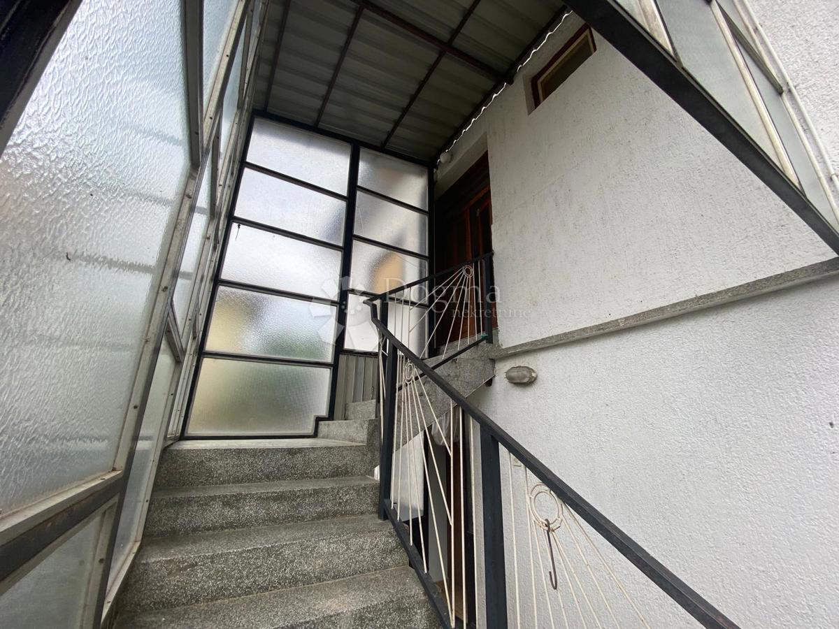 Hiša Budainka, Slavonski Brod, 450m2
