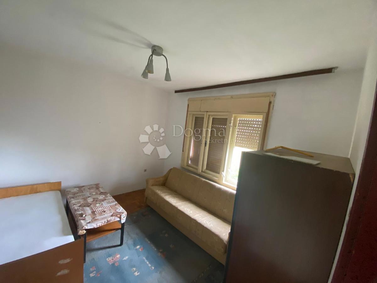 Hiša Budainka, Slavonski Brod, 450m2