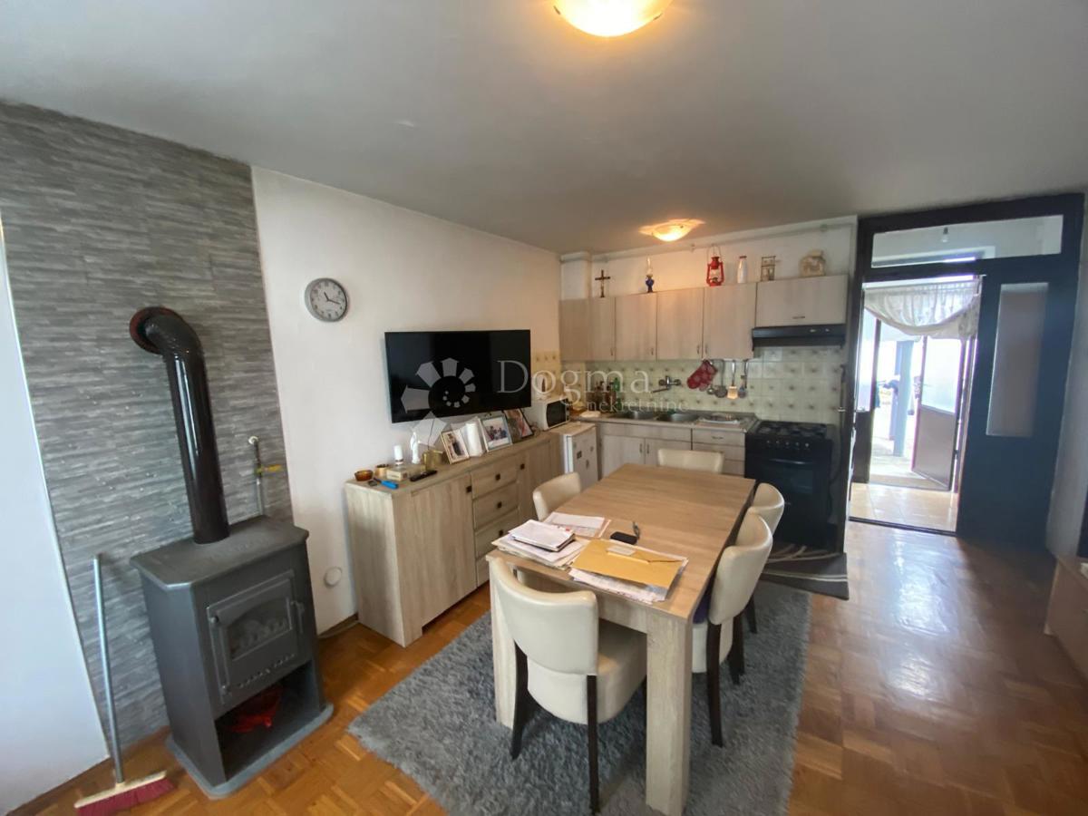 Hiša Budainka, Slavonski Brod, 450m2