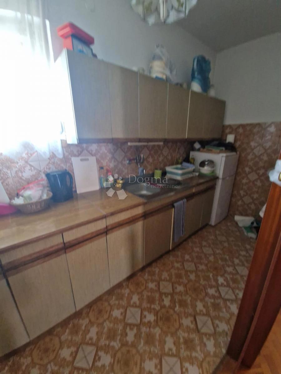 Hiša Drenova, Rijeka, 364m2