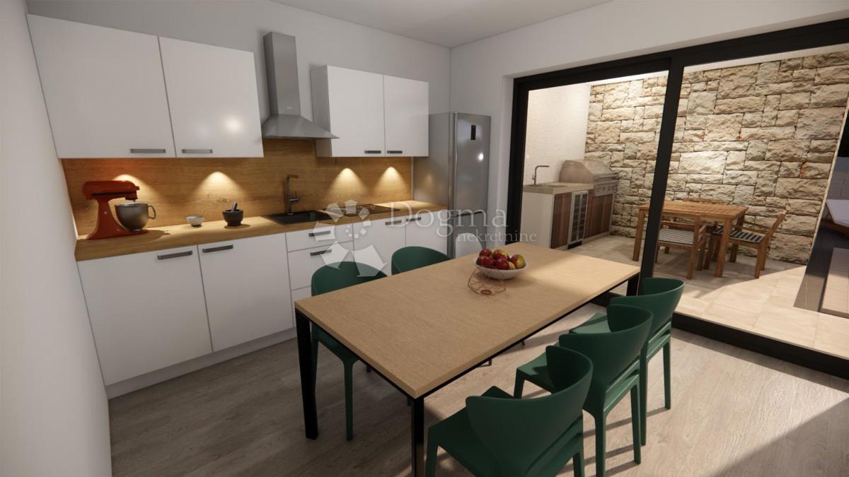 Vila z bazenom, Rtina – projekt z dovoljenjem