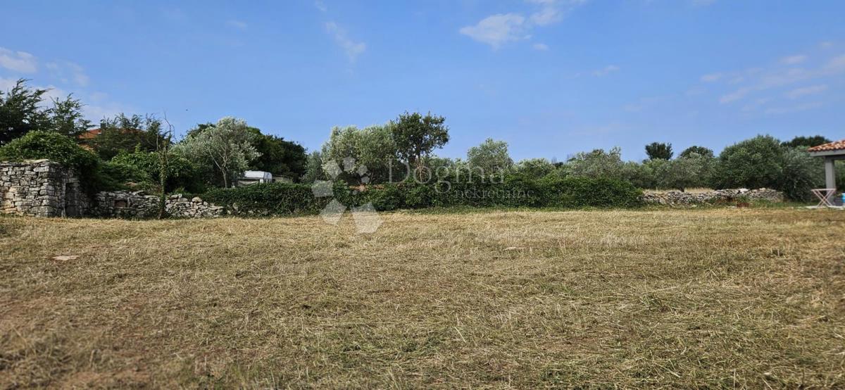 Zazidljivo zemljišče Vodnjan, 1.061m2