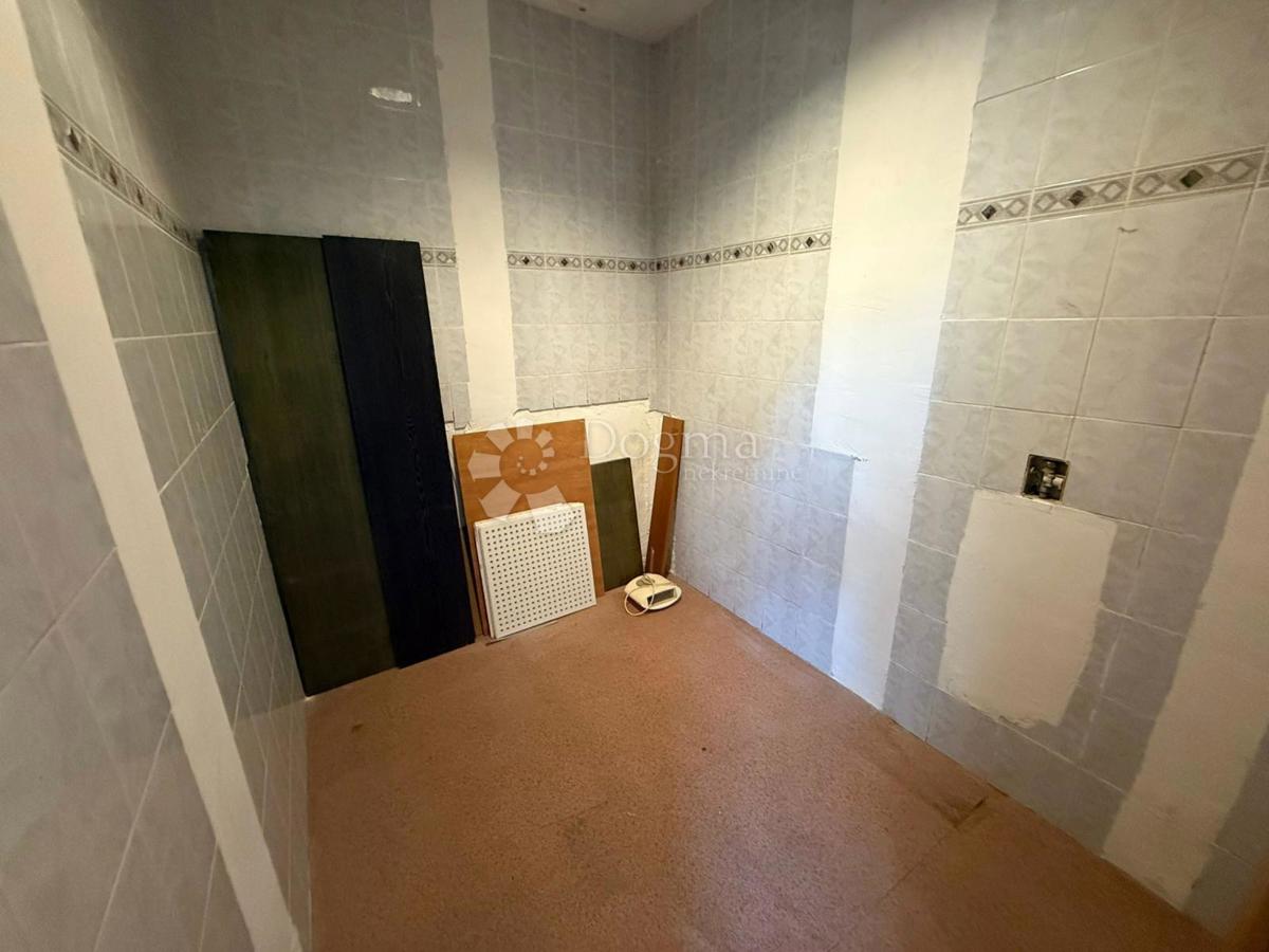 Poslovni prostor Centar, Koprivnica, 84,38m2