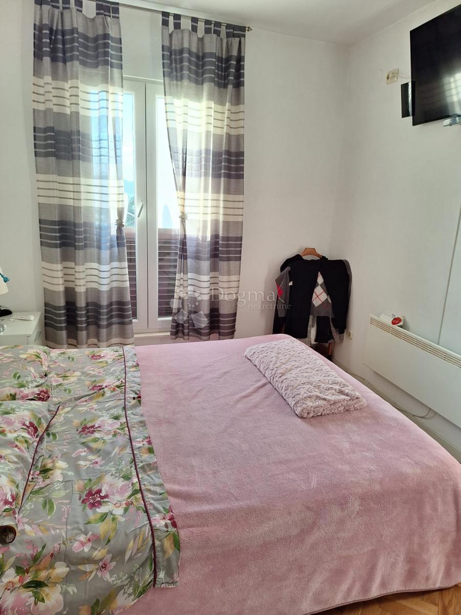 Stanovanje Okrug Gornji, Okrug, 109,64m2