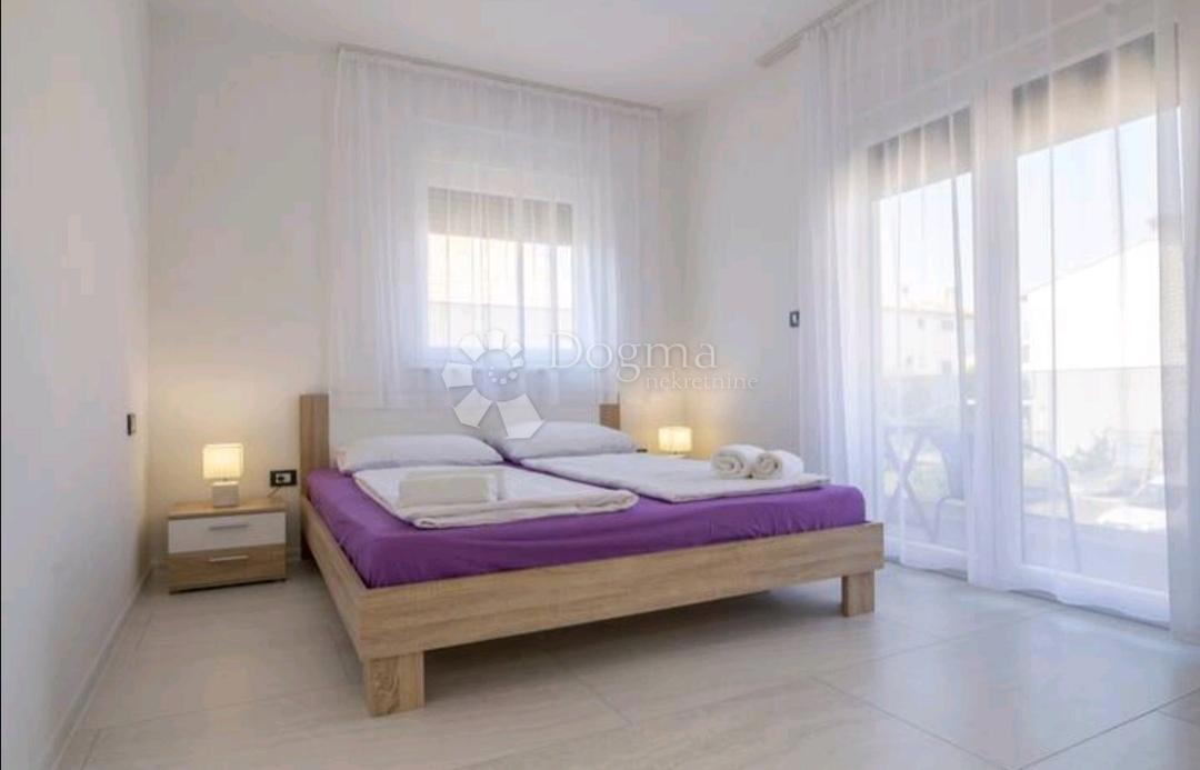 Hiša Vodice, 130m2