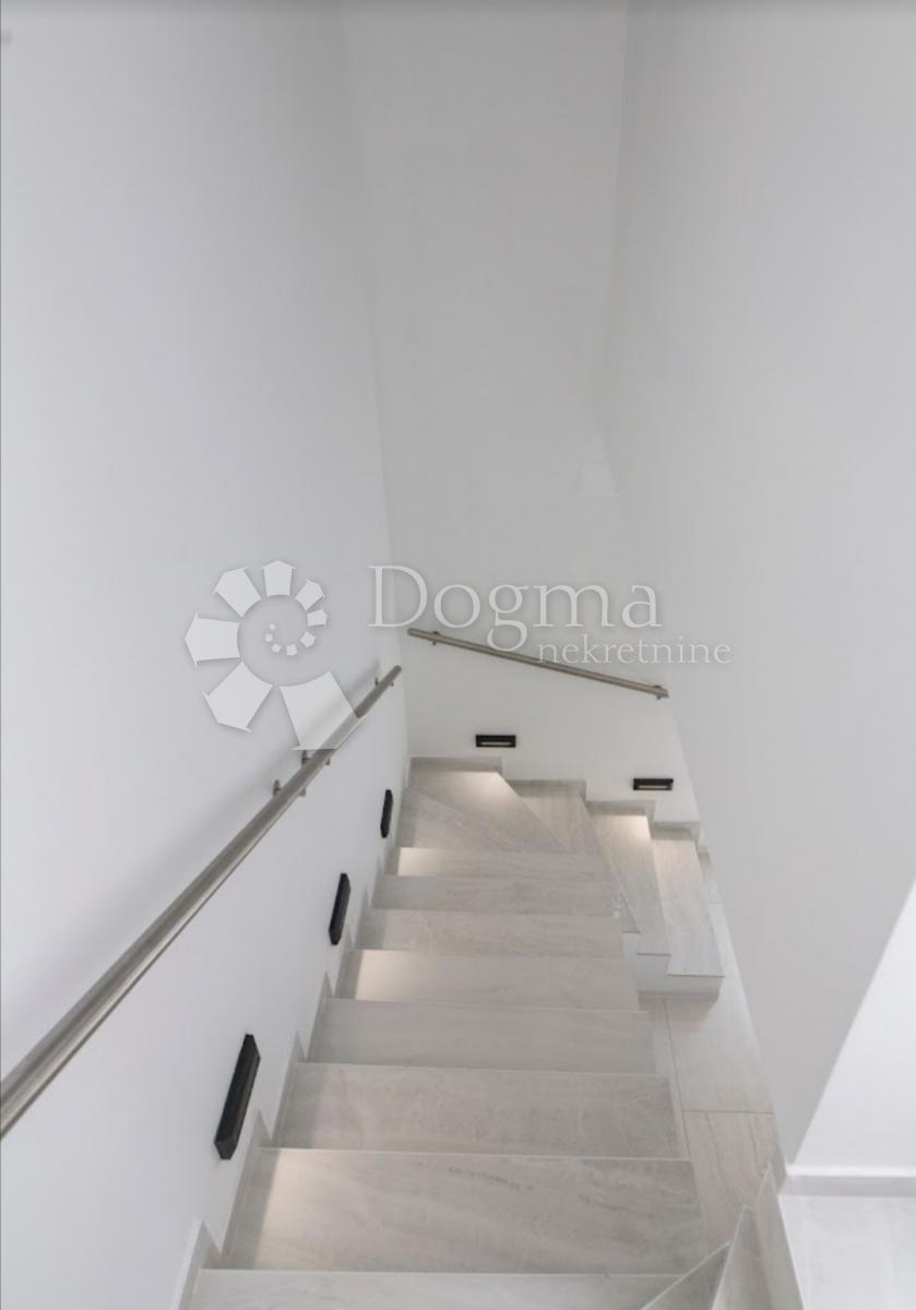 Hiša Vodice, 130m2